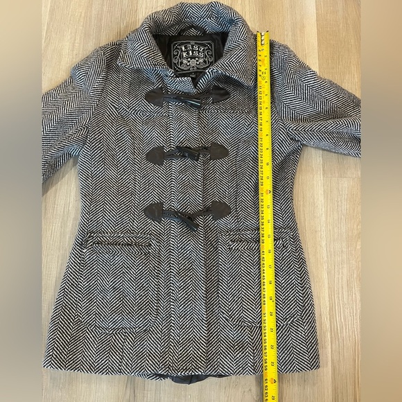 LAST KISS Tweed Wool blend Jacket with toggles - Picture 8 of 10